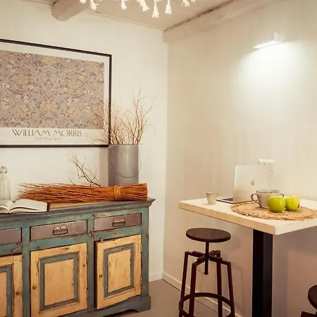 Dea Little * Palestrina