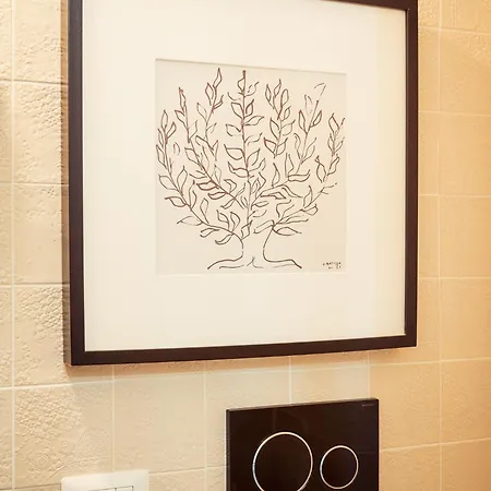 Dea Little Palestrina